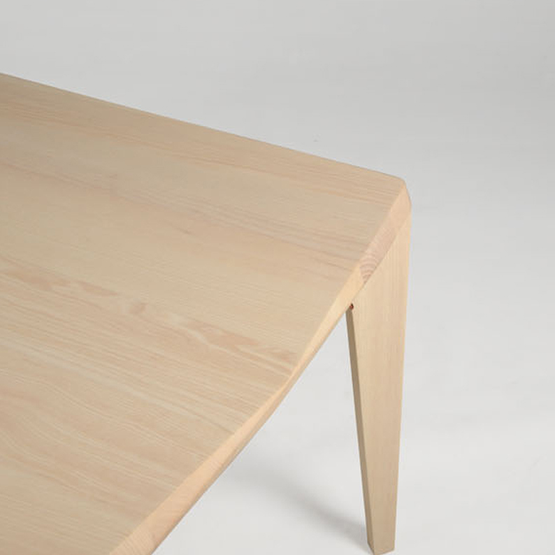 L Rhombus 2019 ash table